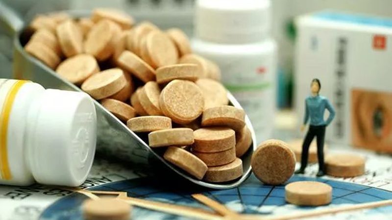 维生素b族饭前吃会伤胃吗？揭秘维生素B族的服用时间与注意事项